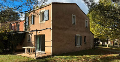 Maison - 88 m² - 4 pièces