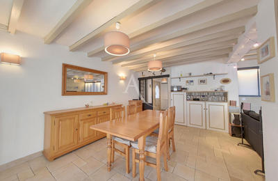 Maison - 148 m² - 6 pièces