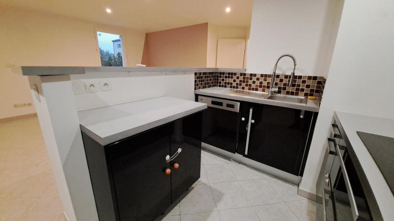 Appartement - 70 m² - 3 pièces