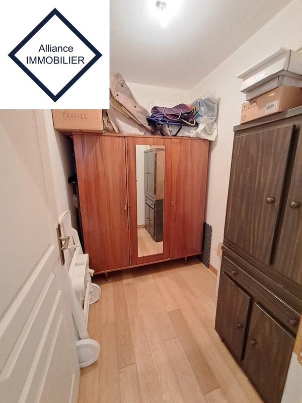 Maison - 161 m² - 11 pièces