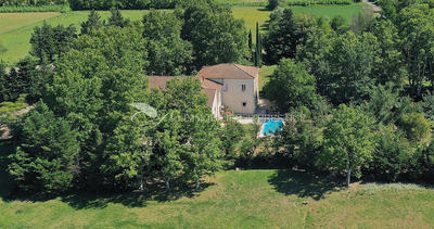 Château - 600 m² - 10 pièces