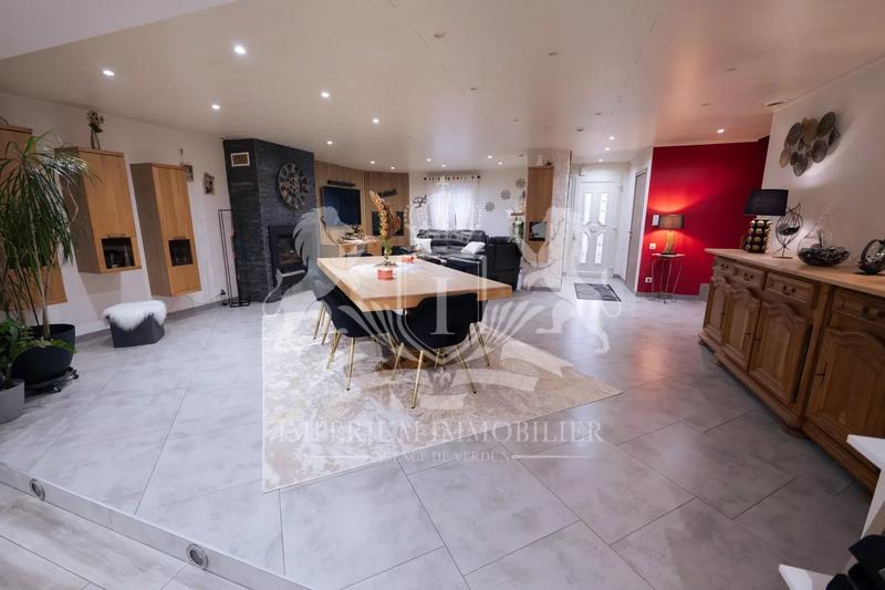 Maison - 143 m² - 7 pièces