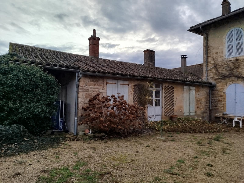 Maison - 250 m² - 12 pièces
