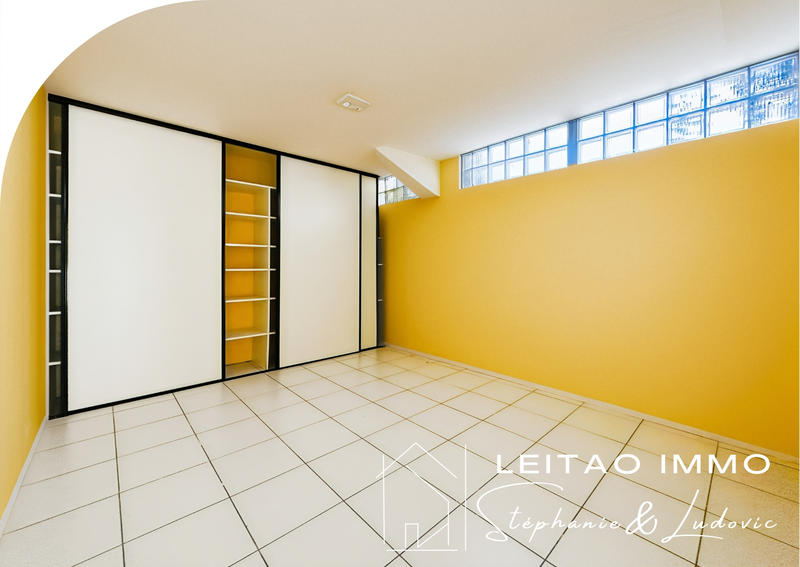 Maison - 195 m² - 4 pièces