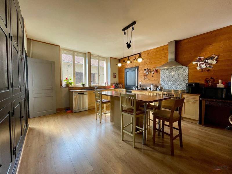 Ferme - 202 m² - 5 pièces