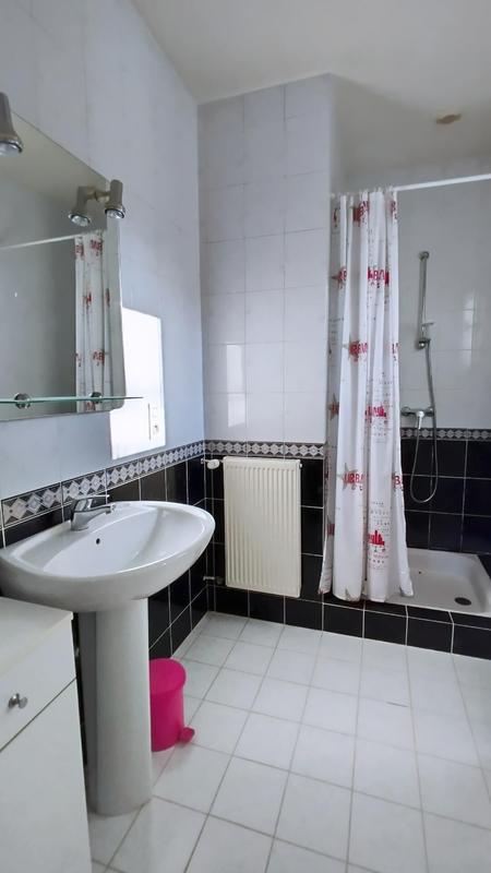 Maison - 182 m² - 6 pièces