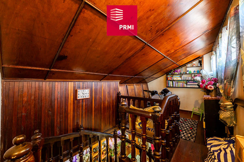 Maison - 160 m² - 9 pièces