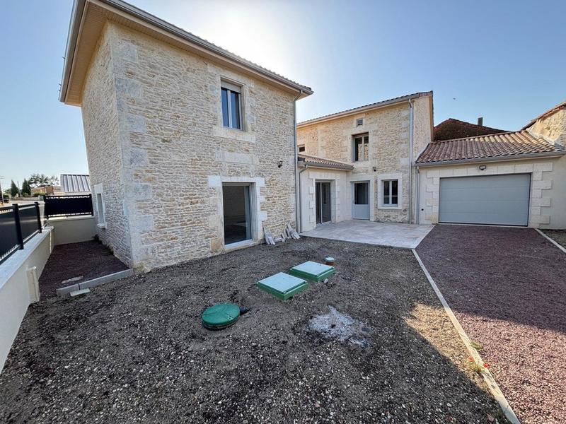 Maison - 142 m² - 4 pièces