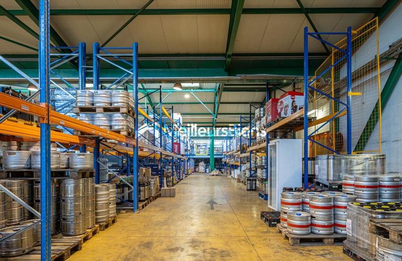 Local d'activité / Entrepôt - 2 900 m²