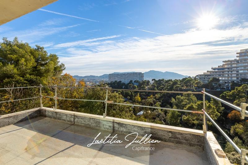 Maison - 250 m² - 5 pièces