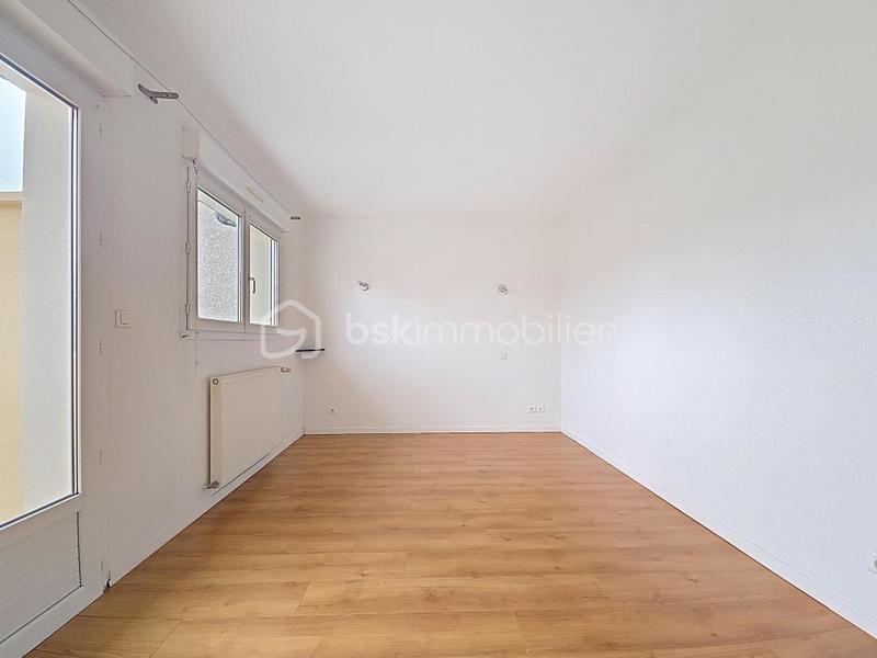 Maison - 83 m² - 4 pièces