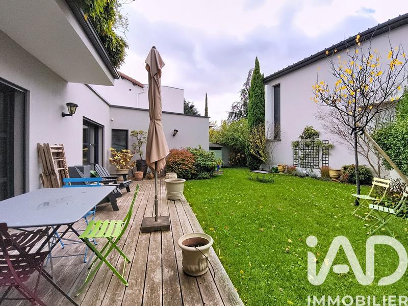 Maison - 144 m² - 5 pièces