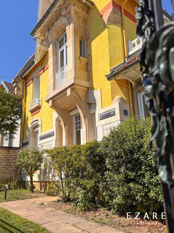 Maison - 160 m² - 5 pièces