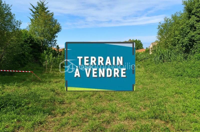 Terrain - 775 m²