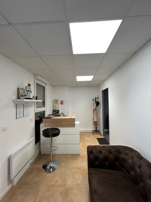 Local commercial - 50 m² - 1 pièce