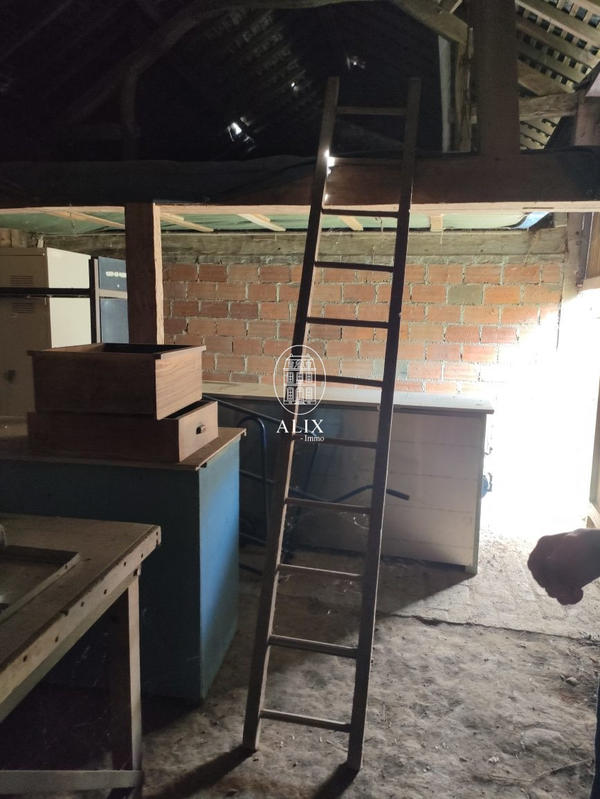 Maison - 104 m² - 7 pièces