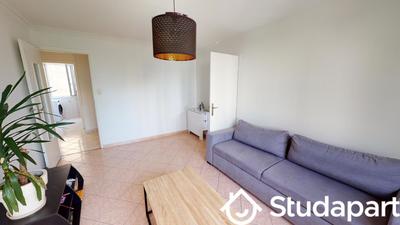 Chambre - 11 m² - 1 pièce