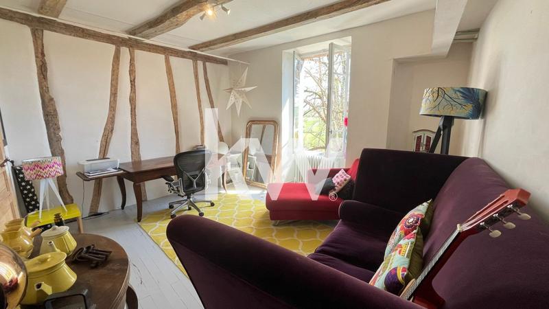 Maison - 200 m² - 12 pièces