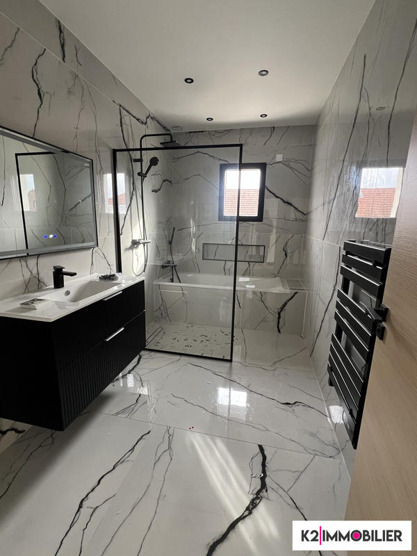 Villa - 168 m² - 5 pièces