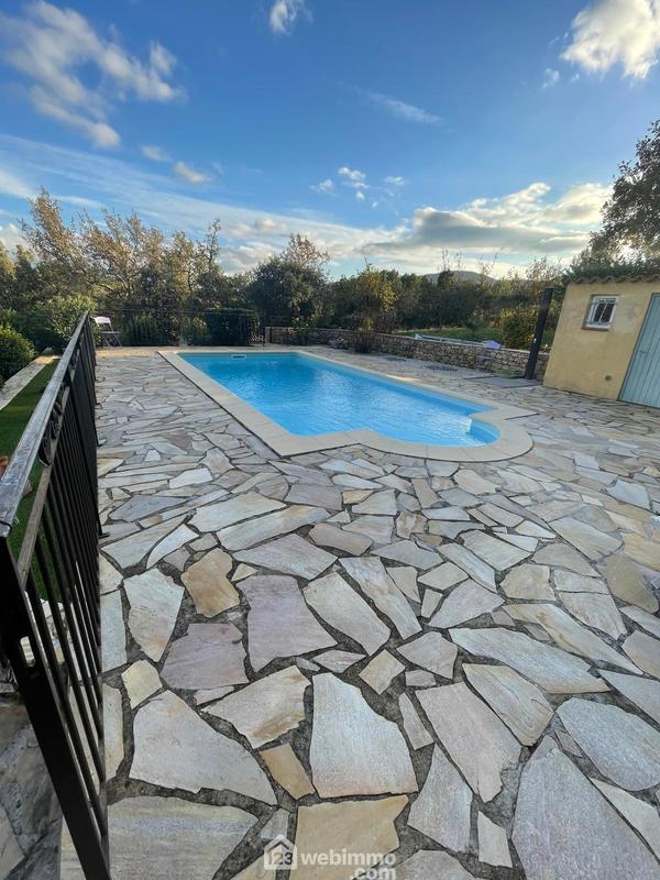 Villa - 82 m² - 4 pièces