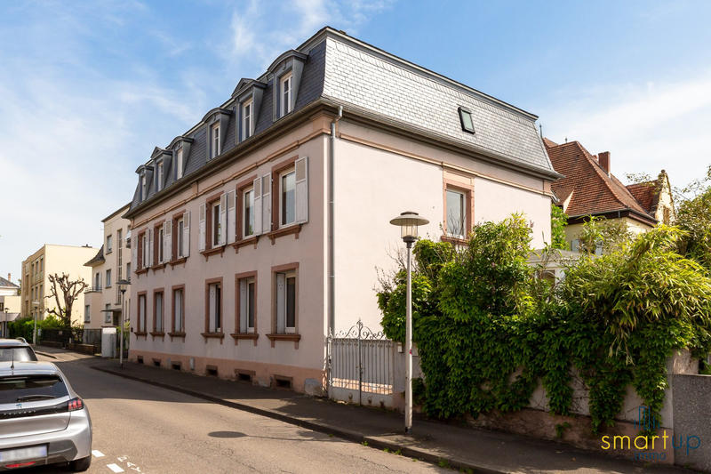 Appartement - 130 m² - 7 pièces