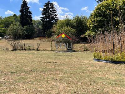 Terrain constructible - 810 m²