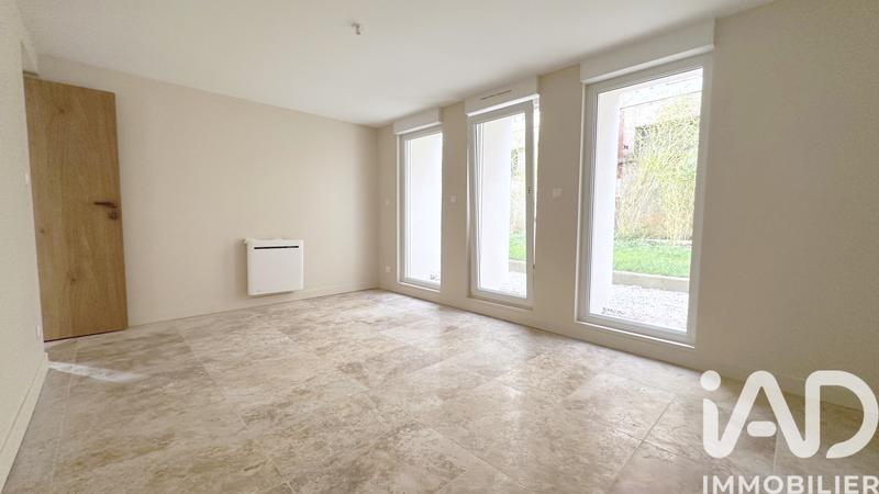 Appartement - 99 m² - 4 pièces