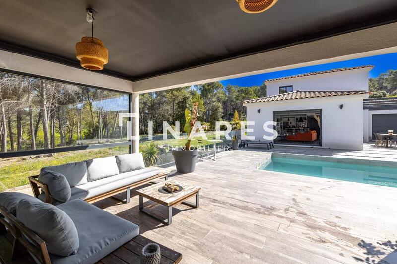 Maison - 192 m² - 6 pièces