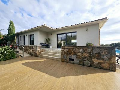 Maison - 206 m² - 7 pièces