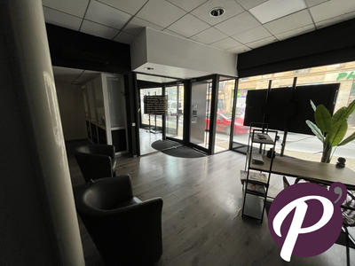 Local commercial - 82 m²