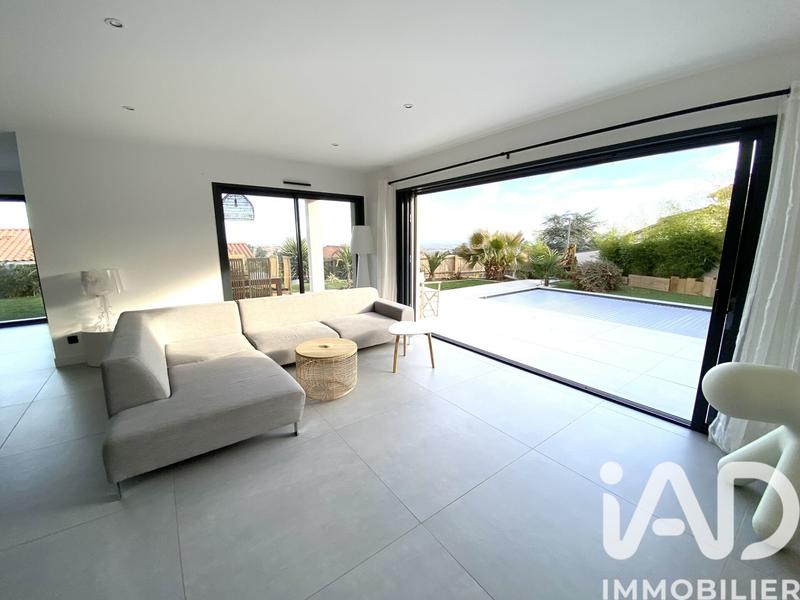 Maison - 165 m² - 7 pièces