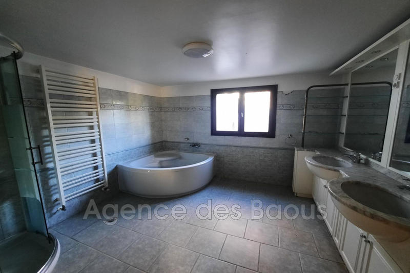 Maison - 169 m² - 4 pièces