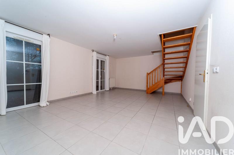 Maison - 93 m² - 4 pièces