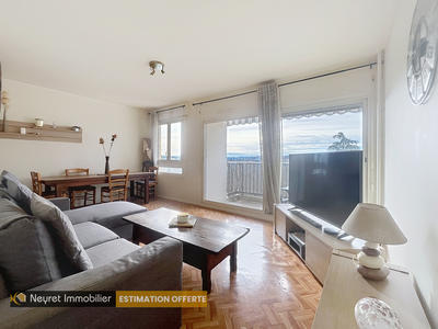 Appartement - 70 m² - 3 pièces