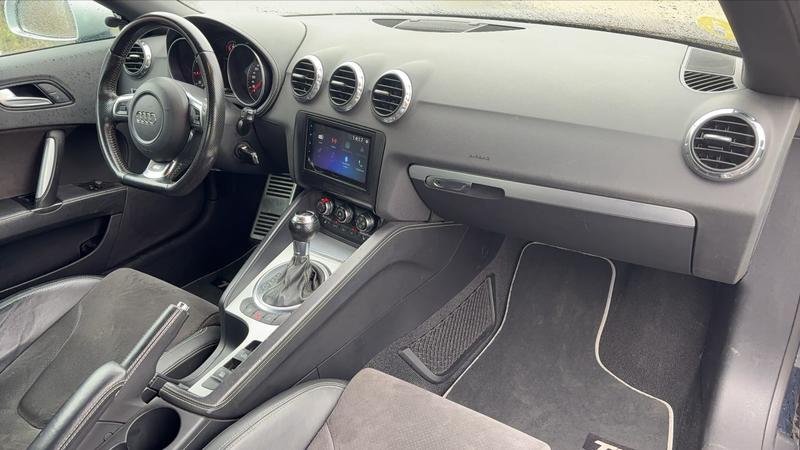 Audi Tt 2.0 Tfsi 200 s-Tronic 6 s line