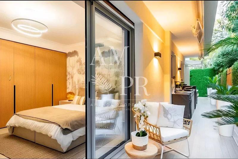 Appartement - 110 m² - 3 pièces