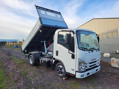 Isuzu M21 t 3.5t E Tri Benne Climatise Tva Recuperable Pour les Pros