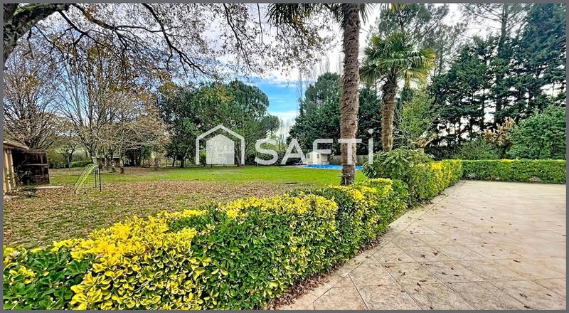 Maison - 179 m² - 7 pièces