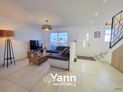 Maison - 110 m² - 5 pièces