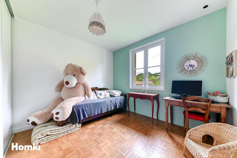 Maison - 185 m² - 6 pièces