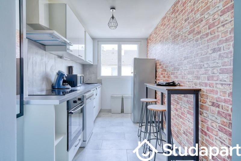 Chambre - 12 m² - 1 pièce