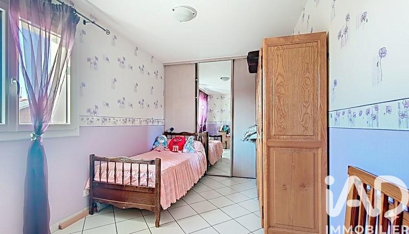 Maison - 180 m² - 5 pièces