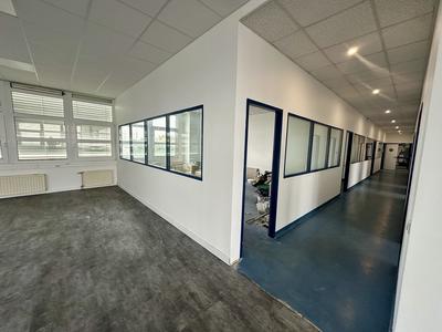 Bureau - 459 m² - 10 pièces