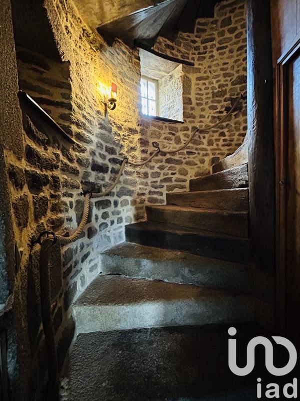 Maison - 340 m² - 10 pièces