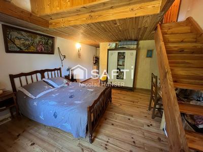 Maison - 139 m² - 8 pièces