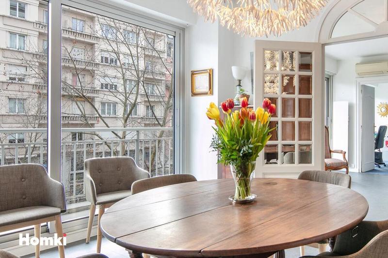 Appartement - 110 m² - 4 pièces