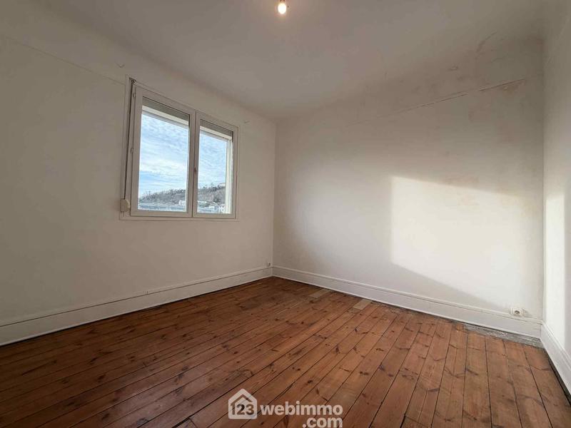 Maison - 163 m² - 6 pièces