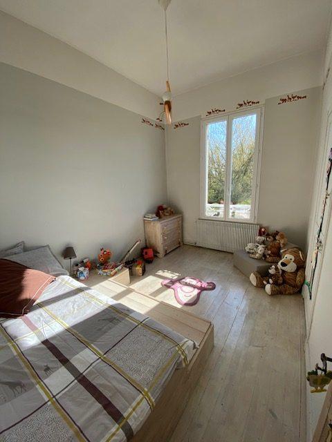 Maison - 400 m² - 10 pièces