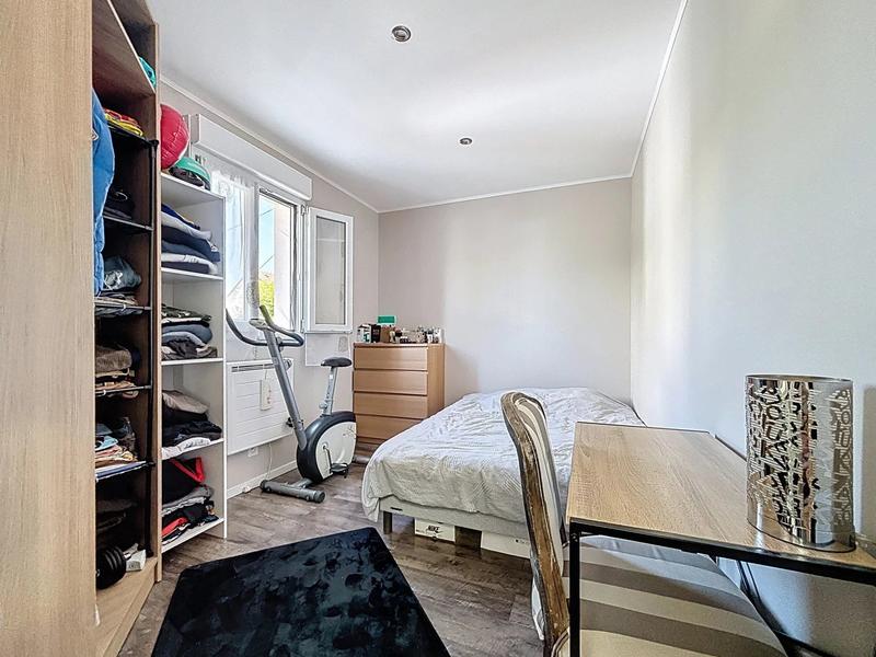 Maison - 160 m² - 8 pièces