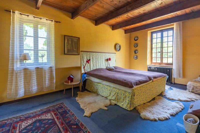 Propriété - 186 m² - 5 pièces